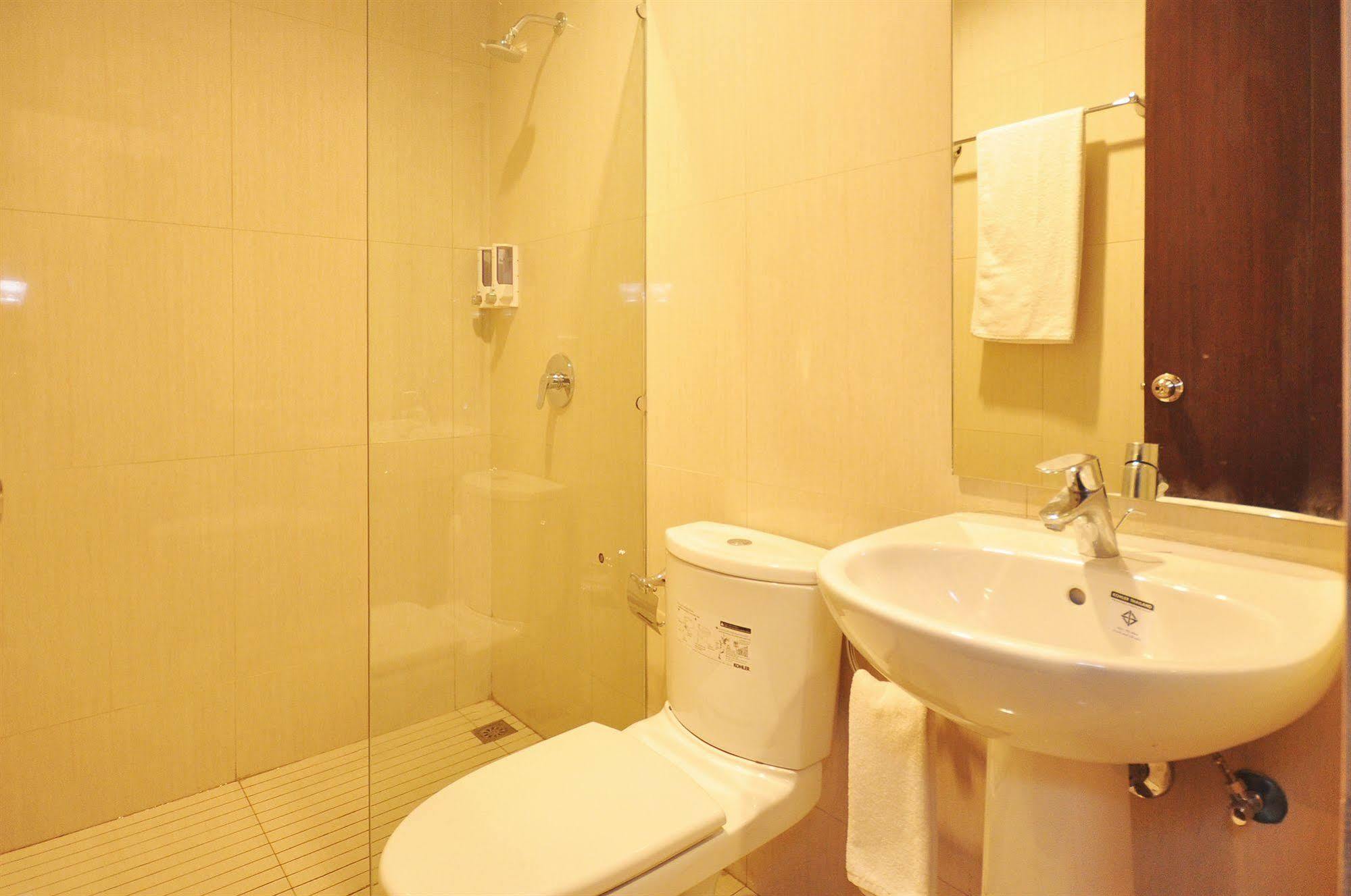 Sunwood Hotel Arianz Mataram Exterior photo