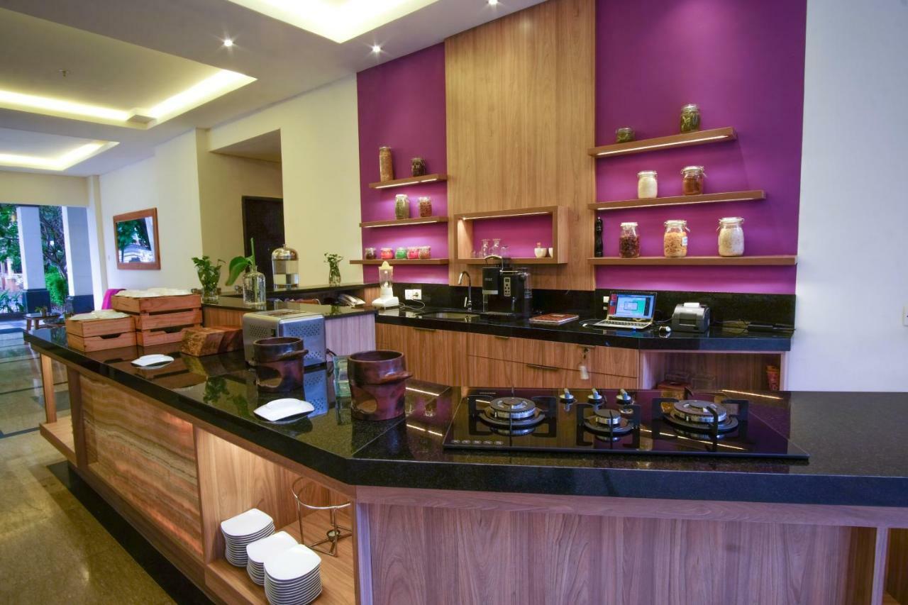 Sunwood Hotel Arianz Mataram Exterior photo