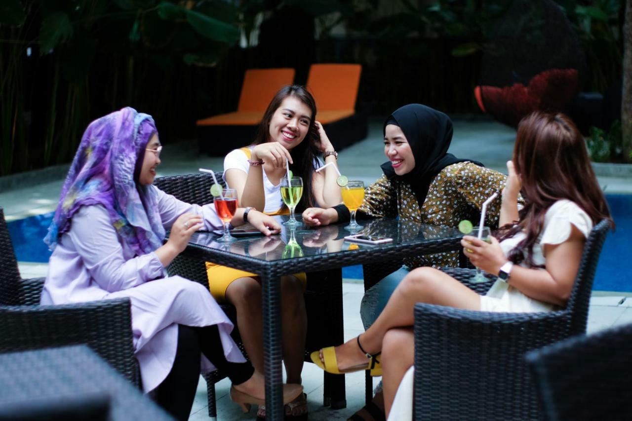 Sunwood Hotel Arianz Mataram Exterior photo
